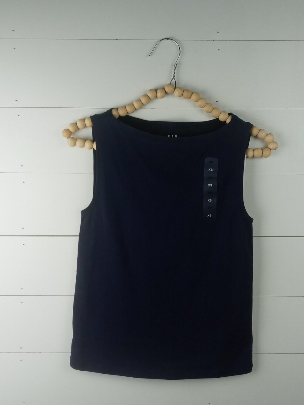 Gap Women's size XS navy blue boat neck tank top